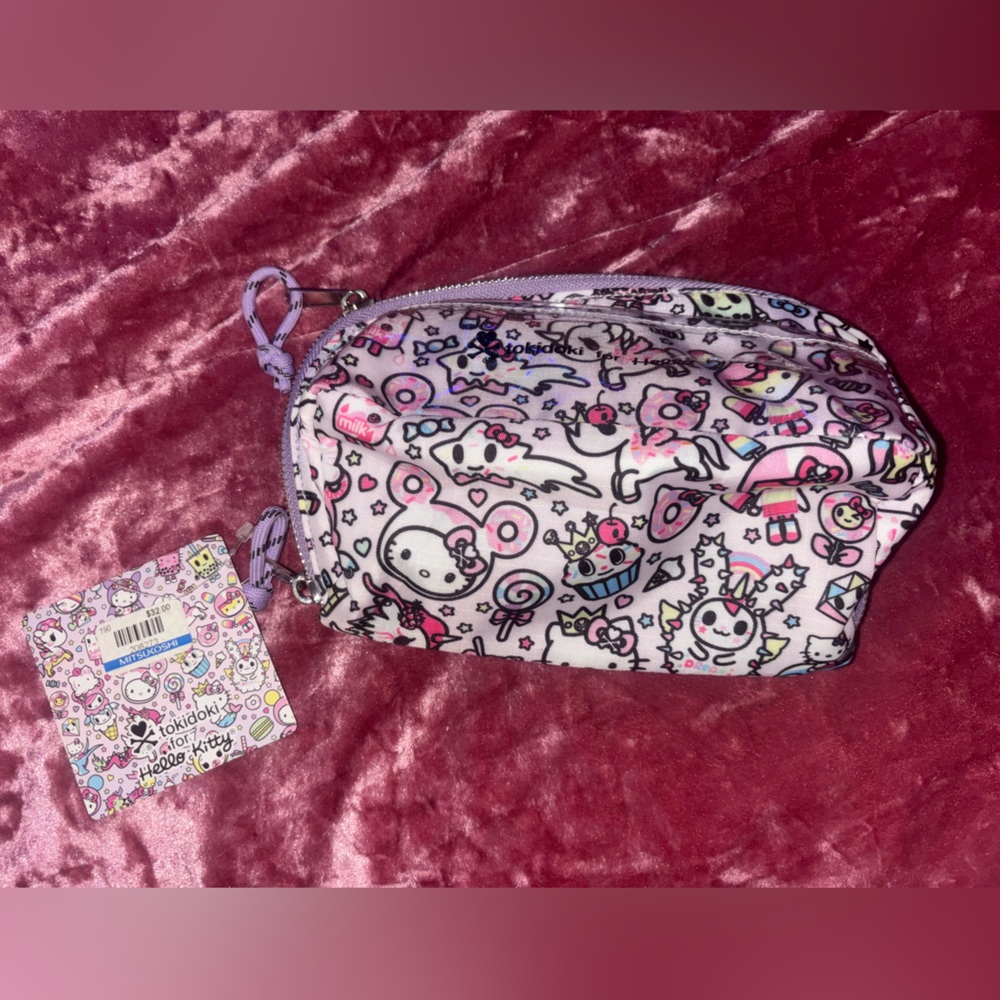 Hello Kitty Tokidoki Print Cosmetic Bag Epcot Japan nwt
